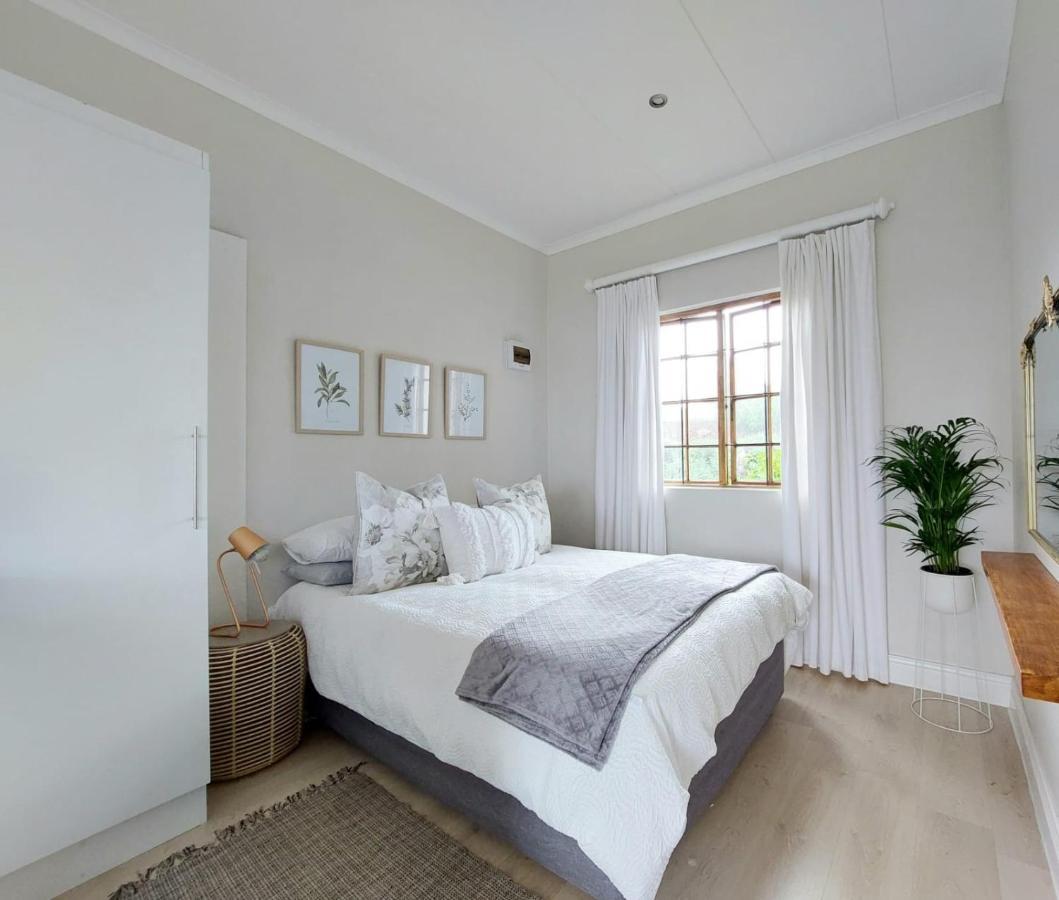 Upmarket Off Grid Cottage On Organic Farm In Secure Estate Howick Eksteriør bilde